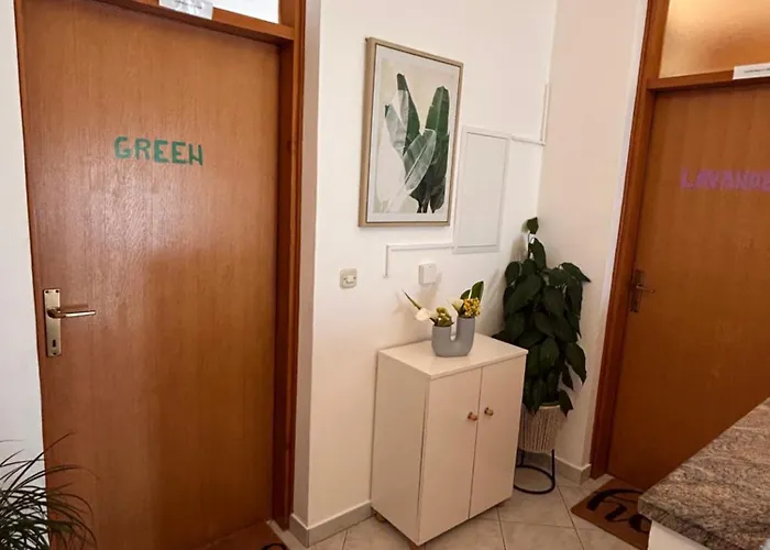 Апартаменты Marina Свети-Филип-и-Яков