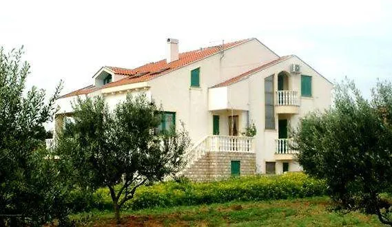 Marina Апартаменты *